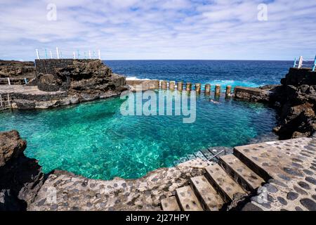 Charco Azul piscine naturelle sur l'île des Canaries de la Palma Banque D'Images