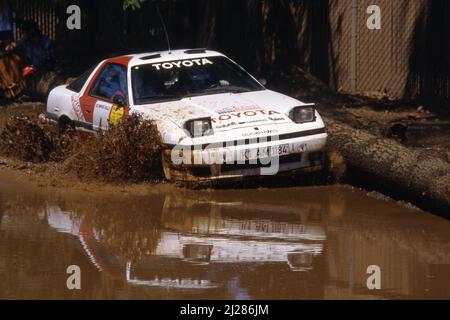 Bjorn Waldegard (SWE) Fred Gallagher (GBR) Toyota supra 3,0i GRA Toyota Team Europe Banque D'Images