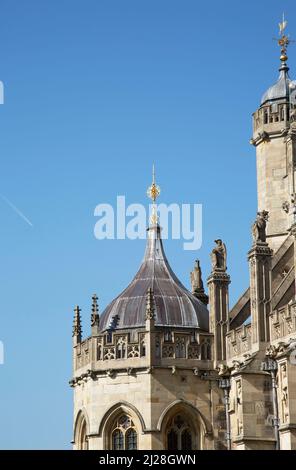 Bête, pinnacles et gargouilles sur la chapelle St George, résidence royale britannique. Château de Windsor, Windsor, Berkshire, Angleterre, Royaume-Uni Banque D'Images