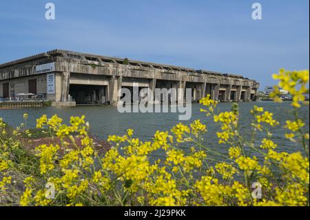 Bordeaux, France - 27 mars 2022, vue de la base sous-marine allemande bombardant la guerre mondiale 2 Banque D'Images