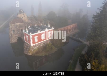 Villa Hamilton, Rock Island, Dessau-Woerlitz Garden Kingdom, site classé au patrimoine mondial de l'UNESCO, Woerlitz, Saxe-Anhalt, Allemagne Banque D'Images