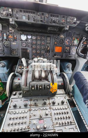 Intérieur d'un TriStar l-1011 désaffecté à Cotonou, Bénin Banque D'Images