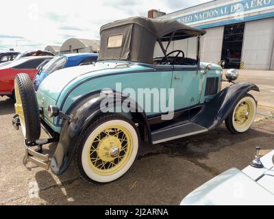 Vieux Ford modèle Cyan Un roadster coupé vers 1930. Vue arrière. Salon automobile classique CADEAA MNA 2022. Banque D'Images