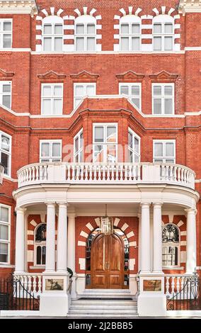 One Hans Crescent, un bloc luxueux d'appartements, Knightsbridge, Londres, Angleterre. Banque D'Images