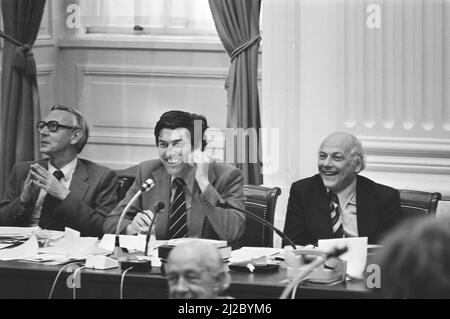 La Chambre des représentants débat sur l'ordre central manqué, Lubbers et Den Uyl ca. 3 juin 1976 Banque D'Images