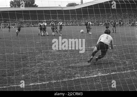 PSV contre Feyenoord 4-1, les moments de jeu ca. 29 mai 1976 Banque D'Images