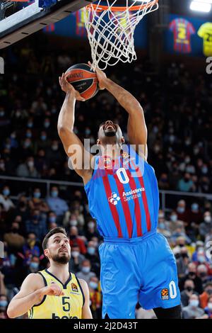 BARCELONE - 25 MARS : Brandon Davies en action pendant le match Euroligue des compagnies aériennes turques entre le FC Barcelone et Fenerbahce SK Istambul aux Palaos Banque D'Images