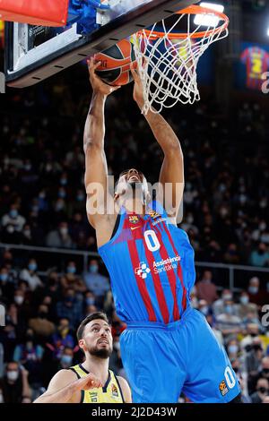 BARCELONE - 25 MARS : Brandon Davies en action pendant le match Euroligue des compagnies aériennes turques entre le FC Barcelone et Fenerbahce SK Istambul aux Palaos Banque D'Images