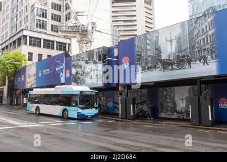 La construction du projet de transport métropolitain de Sydney à Sydney se poursuit avec des travaux dans le centre-ville, en Nouvelle-Galles du Sud, en Australie Banque D'Images