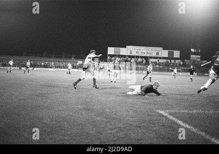 Lecture 4-2 Chesterfield, match de la Division trois à Elm Park, mercredi 2nd octobre 1985. Banque D'Images