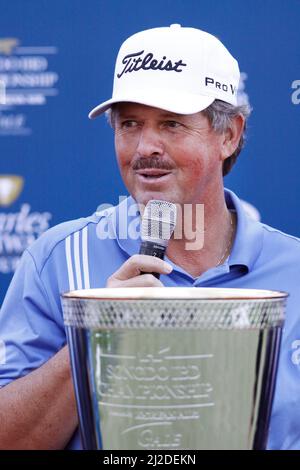 18 sept. 2011-Incheon, Corée du Sud-Jay Don Blake des États-Unis, parlant de la victoire du tournoi lors de l'événement PGA Tour Songdo IBD au club de golf Jack Nicklaus à Incheon le 18 sept. 2011. Jay Don Blake a survécu à un match de cinq trous à quatre joueurs dimanche et a remporté le championnat de Songdo du Champions Tour en Corée du Sud. C'était la première victoire de Blake en tournoi depuis 1991 quand il a gagné l'Open de Lehman Brothers de Shearson et l'Open d'Argentine en 1991. Banque D'Images