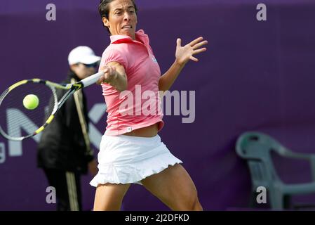 20 sept 2011-Séoul, Corée du Sud-Francesca Schiavone d'Italie, retourne à Vera Dushevina de Russie (pas d'image), lors d'une seule journée de jeu, première dans le Hansol Korea Open tennis au terrain de tennis du parc olympique dans l'est de Séoul le 20 septembre 2011, Corée du Sud. Vera Dushevina a gagné en droit 4-7, 2-6. Banque D'Images