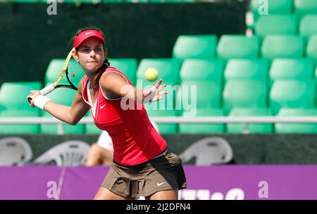 22 sept 2011 - Séoul, Corée du Sud - Julia Goerges d'Allemagne revient à Eleni Daliilidou de Grèce (pas d'image) le jour 3in le Hansol Korea Open tennis deuxième tour au fond de tennis du parc Olymoic à Seestern Séoul le 22 septembre 2011, Corée du Sud. Julia Goerges a gagné en droit 4-6, 5-7. Banque D'Images