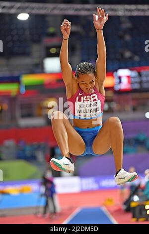 Kendell Williams (USA) saute 21-11 1/2 (6,69m) dans le saut long de pentathlon pendant les Championnats du monde d'athlétisme en salle, vendredi, 18 mars, 2022, in Banque D'Images