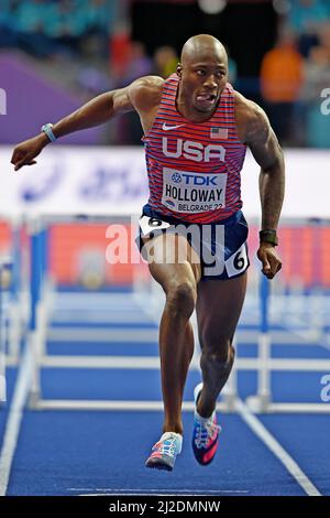 Grant Holloway (États-Unis) remporte les 60m haies en 7,39 lors des Championnats du monde d'athlétisme en salle, dimanche 20 mars 2022, à Belgrade, Serbie. (Giro Mo Banque D'Images