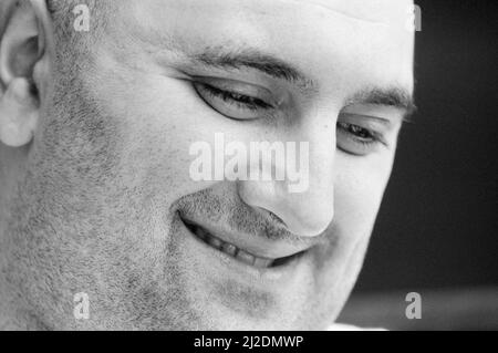 Alexei Sayle, comédien de Liverpudlian, qui a joué dans la série télévisée de la BBC The Young One, photographiée à Londres. 17th mai 1985. Banque D'Images