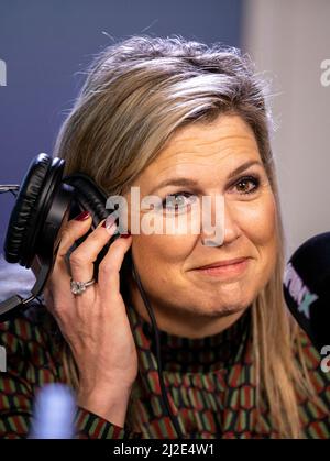 Queen Maxima des pays-Bas à la station de radio NPO FunX à Rotterdam, le 01 avril 2022, lors de l'émission du matin « Start with Fernando », elle parle de l'importance de la santé financière et répond aux questions des auditeurs sur les finances photo: Rotapool/S.vd Wal/Albert Nieboer/Netherlands OUT/point de vue OUT Banque D'Images