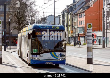 Trolleybus, trolleybus à Solingen Banque D'Images