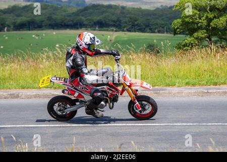 2019 blanc rouge WPB Race 125 cc essence Banque D'Images