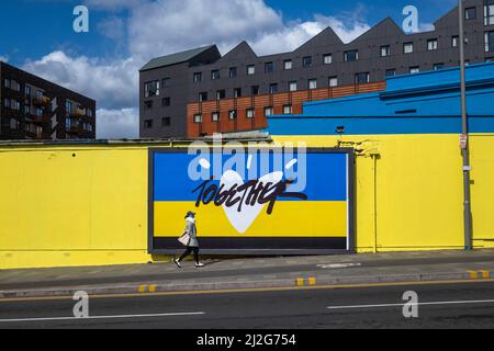 Londres, Royaume-Uni. 31 mars 2022. Street art qui, lorsqu'il est scanné avec un smartphone, invite à faire des dons à l'Ukraine. Crédit: Stephen Chung / Alay Banque D'Images