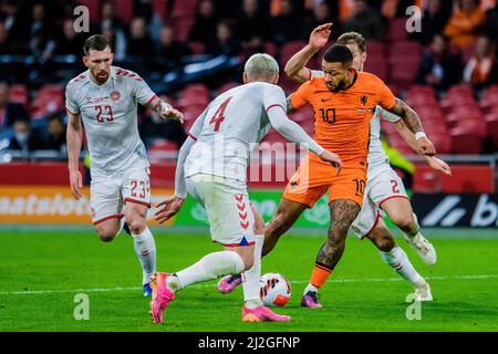 Amsterdam, pays-Bas. 26th, mars 2022. Memphis Depay (10) des pays-Bas vu pendant le football amical entre les pays-Bas et le Danemark à la Johan Cruijff Arena à Amsterdam. (Crédit photo: Gonzales photo - Robert Hendel). Banque D'Images