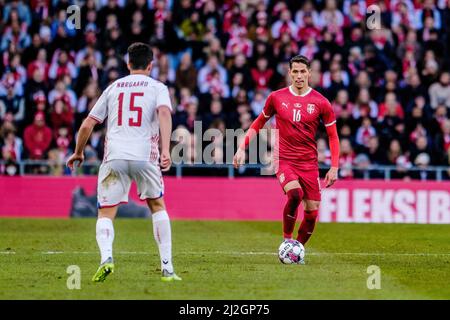 Copenhague, Danemark. 29th, mars 2022. SASA Lukic (16) de Serbie vu pendant le football amical entre le Danemark et la Serbie à Parken à Copenhague. (Crédit photo: Gonzales photo - Robert Hendel). Banque D'Images