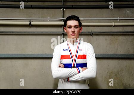 Joshua Tarling au cours du quatrième jour des championnats nationaux de la HSBC au Vélodrome national Geraint Thomas, Newport. Banque D'Images