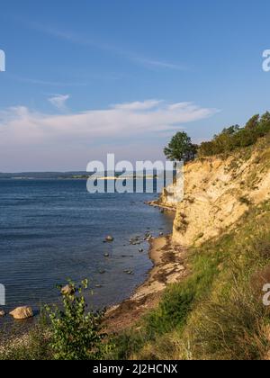 La côte de la mer Baltique et les falaises près de Reddevitzer Hoeft sur l'île de Ruegen, Mecklembourg-Poméranie occidentale, Allemagne Banque D'Images