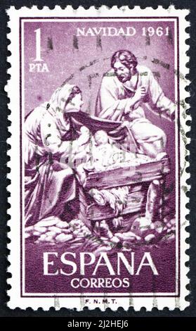 ESPAGNE - VERS 1961: Un timbre imprimé en Espagne montre la Nativité, sculptée par José Gines, vers 1961 Banque D'Images