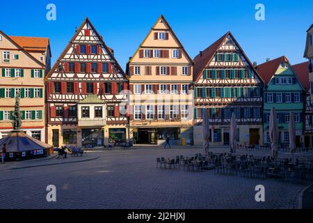 Maisons traditionnelles à colombages dans la vieille ville pittoresque de Tübingen. Bade-Wurtemberg, Allemagne. Banque D'Images