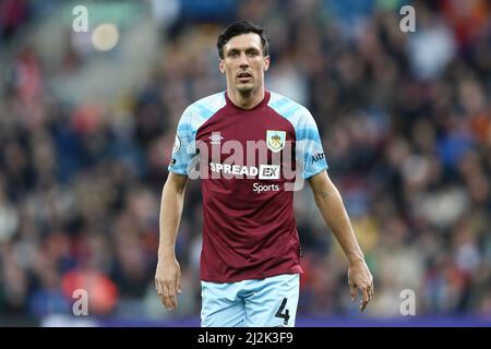 Burnley, Royaume-Uni. 02nd avril 2022. Jack Cork de Burnley. Match Premier League, Burnley et Manchester City à Turf Moor à Burnley, Lancs, le samedi 2nd avril 2022. Cette image ne peut être utilisée qu'à des fins éditoriales. Utilisation éditoriale uniquement, licence requise pour une utilisation commerciale. Aucune utilisation dans les Paris, les jeux ou les publications d'un seul club/ligue/joueur. photo par Chris Stading/Andrew Orchard sports Photography/Alamy Live News crédit: Andrew Orchard sports Photography/Alamy Live News Banque D'Images