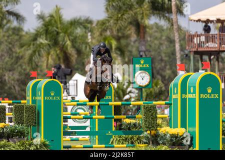 Wellington, Floride, États-Unis. 2nd avril 2022. Ioli Mytilineou à cheval Levis de Muse lors du Grand Prix Rolex $500 000 CSI5 à Derby Field, dans le village équestre. Saut CSI5. Grand Prix équestre. Credit: Yaroslav Sabitov/YES Market Media/Alay Live News. Banque D'Images