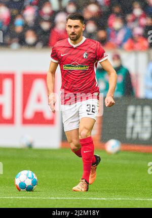 Fribourg, Allemagne. 02nd avril 2022. Vincenzo GRIFO, FRG 32 dans le match SC FREIBURG - FC BAYERN MÜNCHEN 1-4 1.Ligue allemande de football le 2 avril 2022 à Fribourg, Allemagne. Saison 2021/2022, match jour 28, 1.Bundesliga, FCB, München, 28.balise Spieltag. FCB, © Peter Schatz / Alamy Live News - LE RÈGLEMENT DFL INTERDIT TOUTE UTILISATION de PHOTOGRAPHIES comme SÉQUENCES D'IMAGES et/ou QUASI-VIDÉO - Credit: Peter Schatz/Alamy Live News Banque D'Images