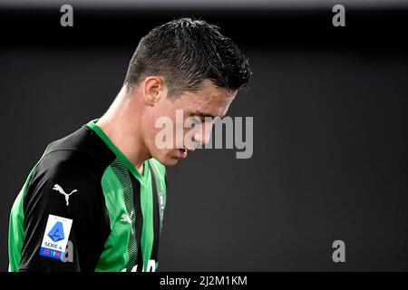 Roma, Italie. 02nd avril 2022. Giacomo Raspadori des États-Unis Sassuolo lors de la série Un match de football entre SS Lazio et Sassuolo Calcio au stade Olimpico à Rome (Italie), 2nd avril 2022. Photo Andrea Staccioli/Insidefoto crédit: Insidefoto srl/Alamy Live News Banque D'Images