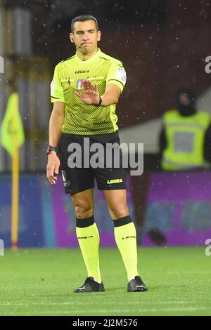 Salerno, Italie. 02nd avril 2022. Le directeur de course Marco Piccinini pendant la série Un match 2021/22 entre l'US Salernitana 1919 et le Torino football Club au stade Arechi, I Credit: Independent photo Agency/Alay Live News Banque D'Images