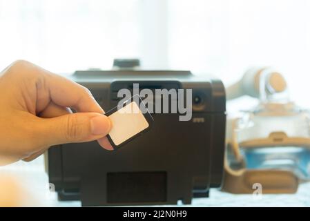 La fiche de carte SD de cpap utilise des dossiers médicaux pour de nouveaux symptômes diagnostiques. Banque D'Images