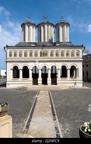 Cathédrale patriarcale construite au sommet de la colline Mitropoliei en 1665-1668 est le centre du christianisme orthodoxe roumain, Bucarest Banque D'Images