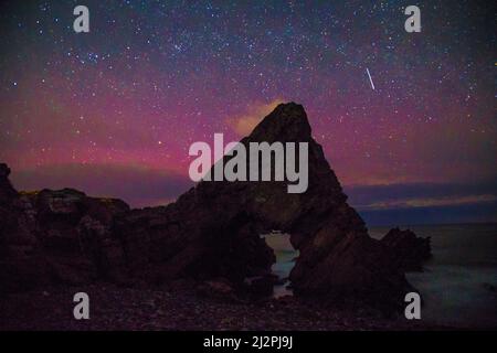 needles eye macduff aberdeenshire northern lights écosse Banque D'Images