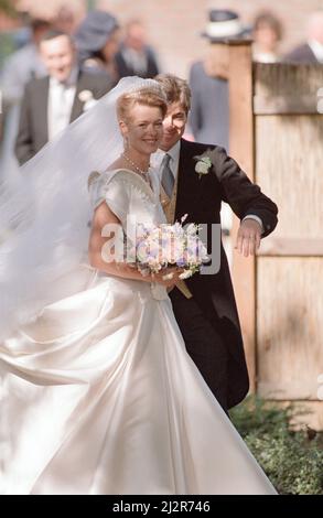 Le mariage de Lady Helen Windsor à Timothy Taylor à la chapelle St George, château de Windsor. 18th juillet 1992. Banque D'Images