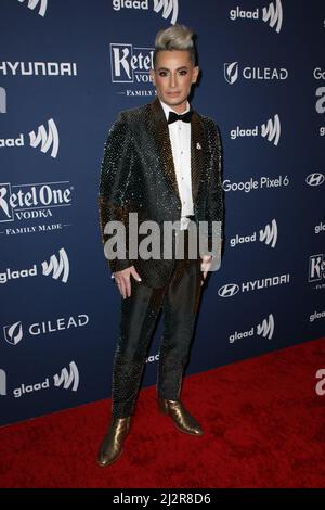 Frankie Grande participe aux GLAAD Media Awards 33rd le 02 avril 2022 à Beverly Hills, en Californie. Photo: Crash/imageSPACE/Sipa USA Banque D'Images