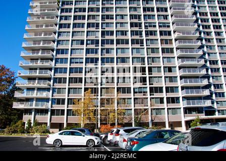 Winton place de luxe vivre dans un condominium de qualité sur la Gold Coast à Lakewood, Ohio, États-Unis Banque D'Images