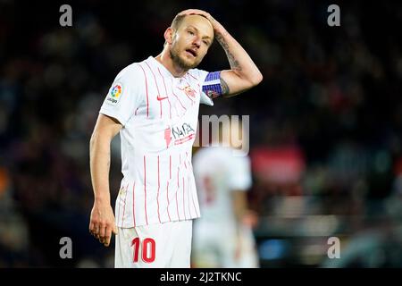 Barcelone, Espagne. 03rd avril 2022. Ivan Rakitique du FC Sevilla lors du match de la Liga entre le FC Barcelone et le FC Sevilla joué au stade Camp Nou le 3 avril 2022 à Barcelone, Espagne. (Photo de Sergio Ruiz/PRESSINPHOTO) Credit: PRESSINPHOTO SPORTS AGENCY/Alay Live News Banque D'Images