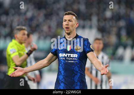 TURIN, ITALIE - 03 AVRIL 2022. Ivan Perisic du FC Internazionale Milano lors du match entre Juventus FC et FC Internazionale Milano le 03 avril 2022 au stade Allianz de Turin, Italie. Crédit: Massimiliano Ferraro/Medialys Images/Alay Live News Banque D'Images