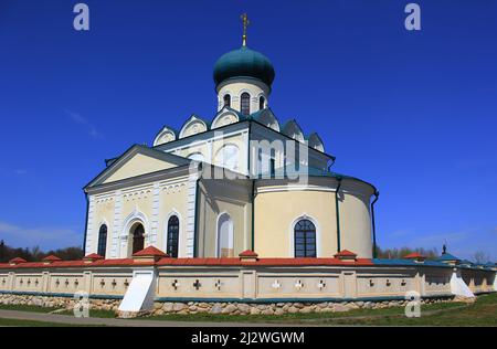 Ancienne église orthodoxe St Nicholas dans le village de Stankovo, région de Minsk, Biélorussie. Banque D'Images