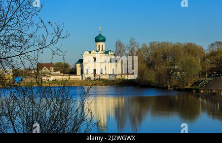 Ancienne église orthodoxe St Nicholas dans le village de Stankovo, région de Minsk, Biélorussie. Banque D'Images