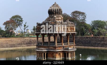 Grand chef-d'œuvre de l'architecture de pierre, Santhebennur Pushkarini, Devangere, Karnataka, Inde construit par Hanumantappa Nayaka un vinaigre local en 16th ce Banque D'Images