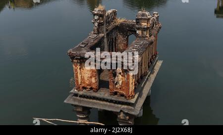 Grand chef-d'œuvre de l'architecture de pierre, Santhebennur Pushkarini, Devangere, Karnataka, Inde construit par Hanumantappa Nayaka un vinaigre local en 16th ce Banque D'Images