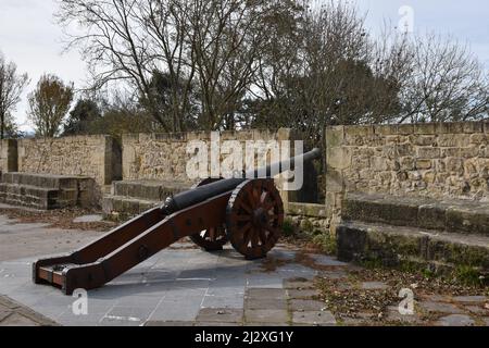 Une forteresse de la Mota imprenable sur la colline du Mont Urgull Banque D'Images