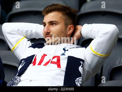 Londres, Angleterre - AVRIL 03 : Tottenham Hotspur Fan pendant la première ligue entre Tottenham Hotspur et Newcastle United au stade Tottenham Hotspur , Banque D'Images