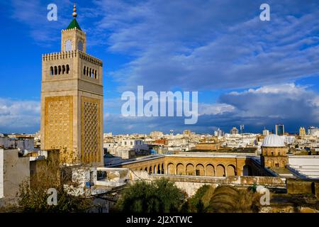 Tunisie, Tunis, Médina classée au patrimoine mondial de l'UNESCO, mosquée Zitouna Banque D'Images